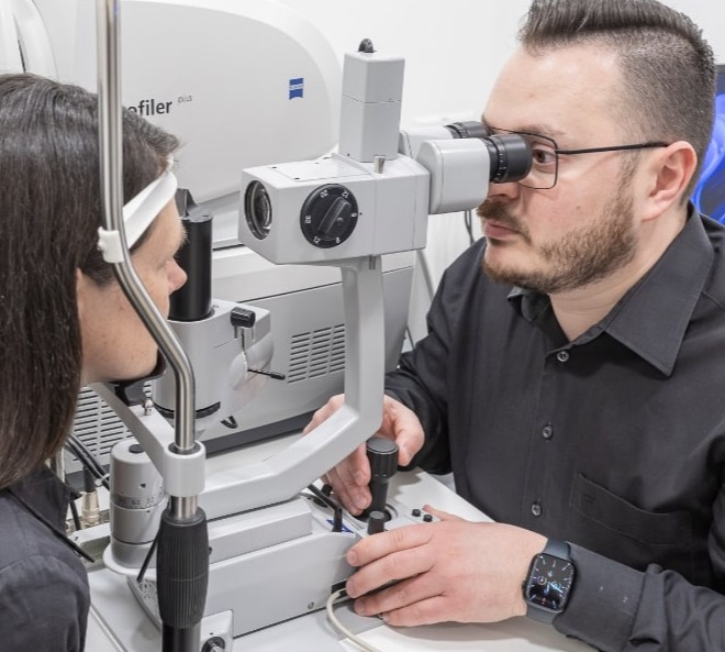 Kontaktlinsen Anpassung